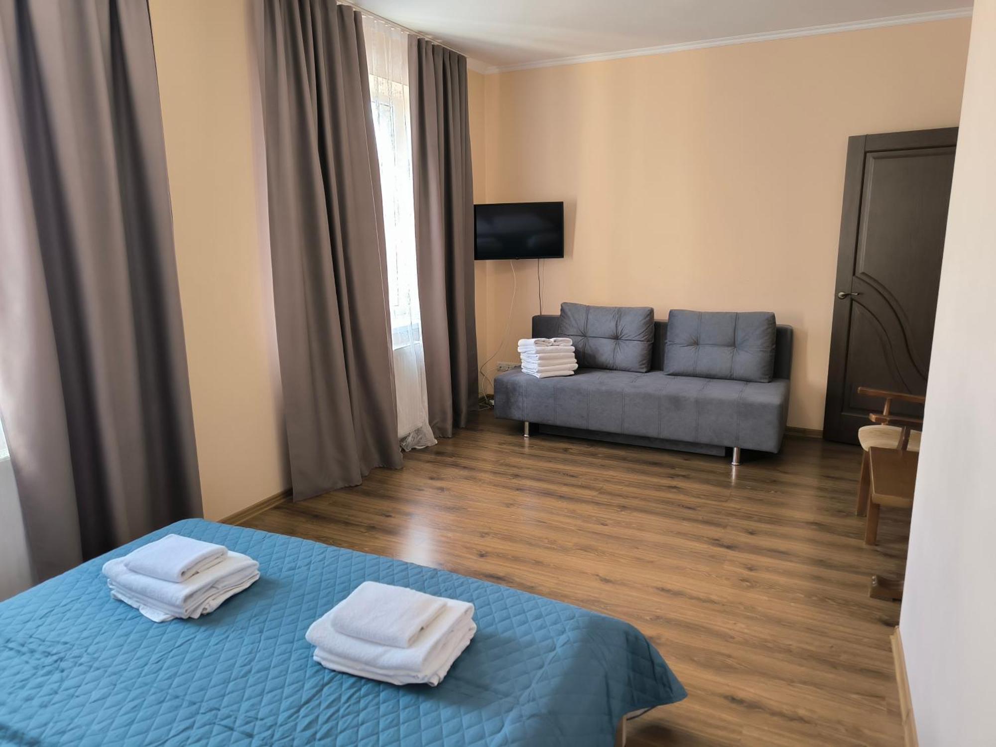 Apartments Domovik Parkaniya, 2A Mukacheve Bagian luar foto