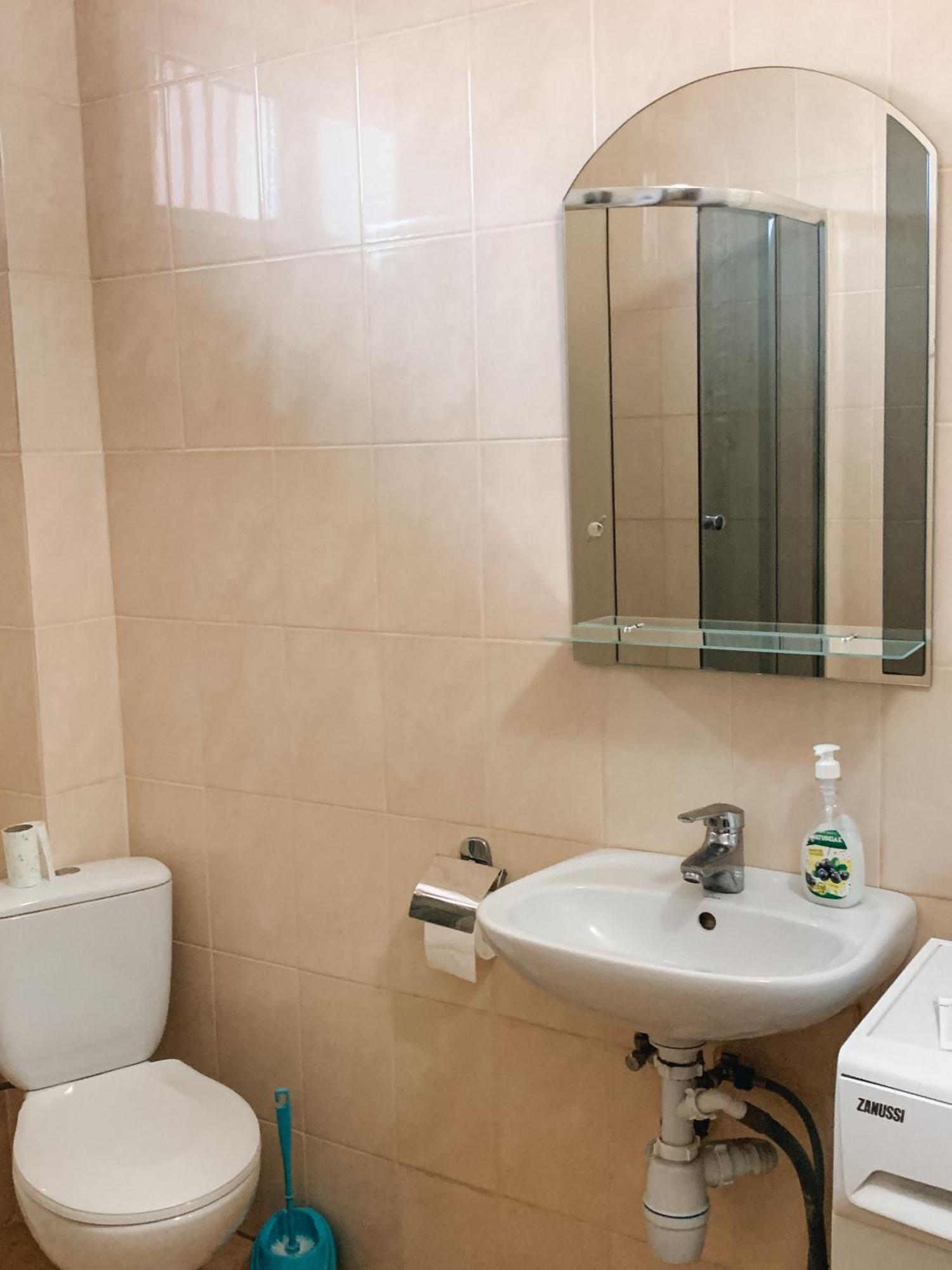 Apartments Domovik Parkaniya, 2A Mukacheve Bagian luar foto