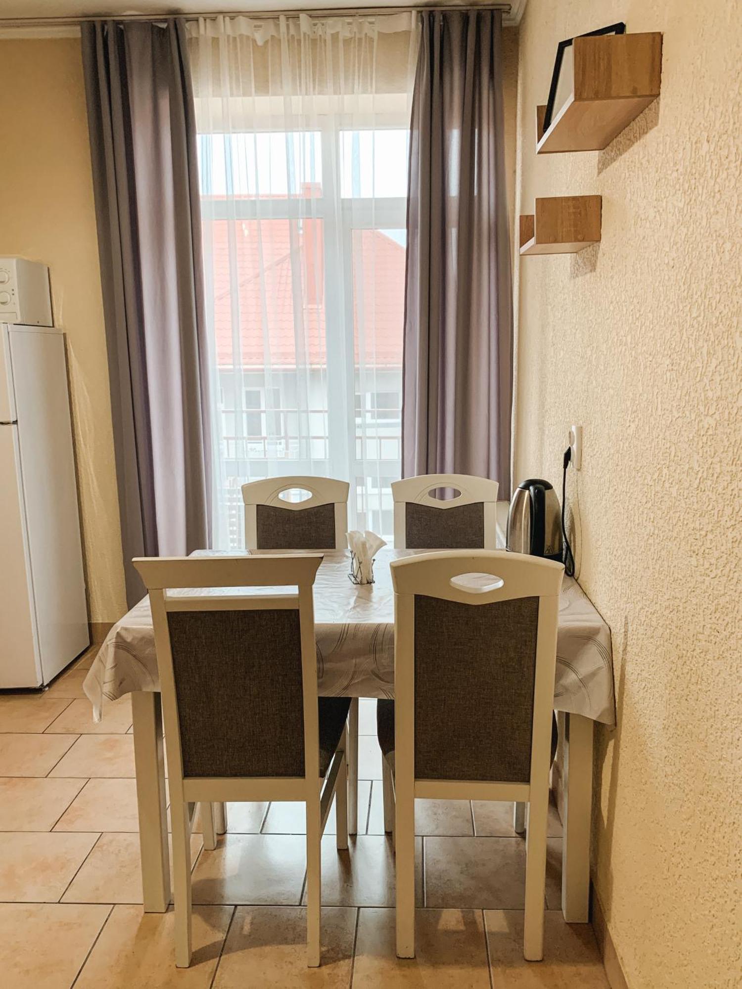 Apartments Domovik Parkaniya, 2A Mukacheve Bagian luar foto